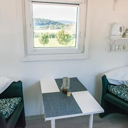 Tiny House Nad Vinici *